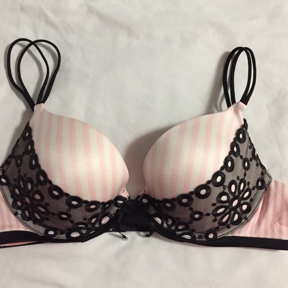 LIKE NEW VS BRA - Picture 7 of 8